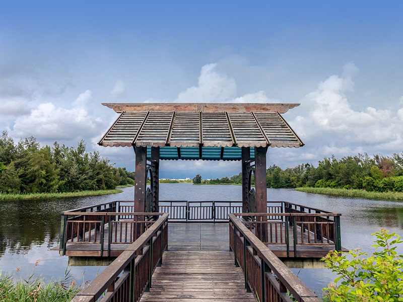 Yiwu Wet Pond Scenic Park