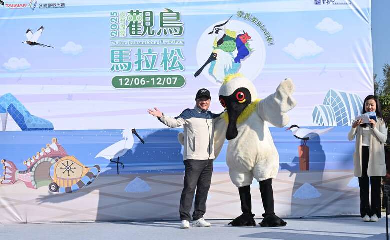 眾多貴賓蒞臨與吉祥物一同為賽事揭開序幕