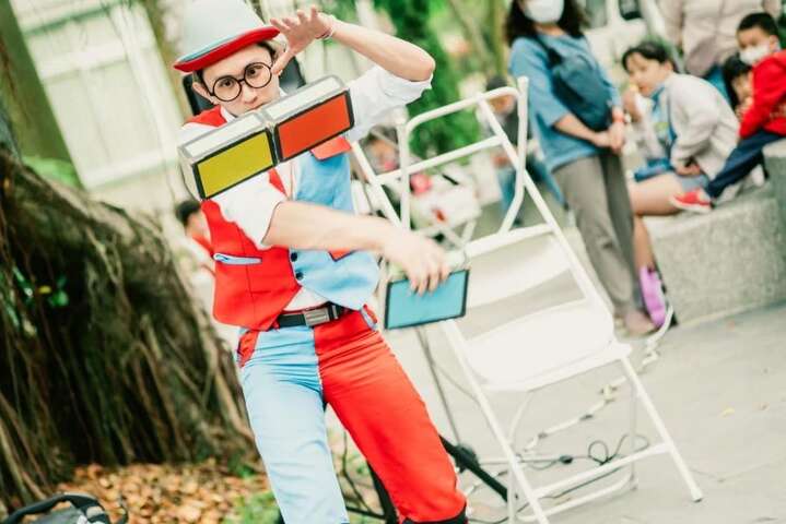 街頭藝人演出-街頭雜耍