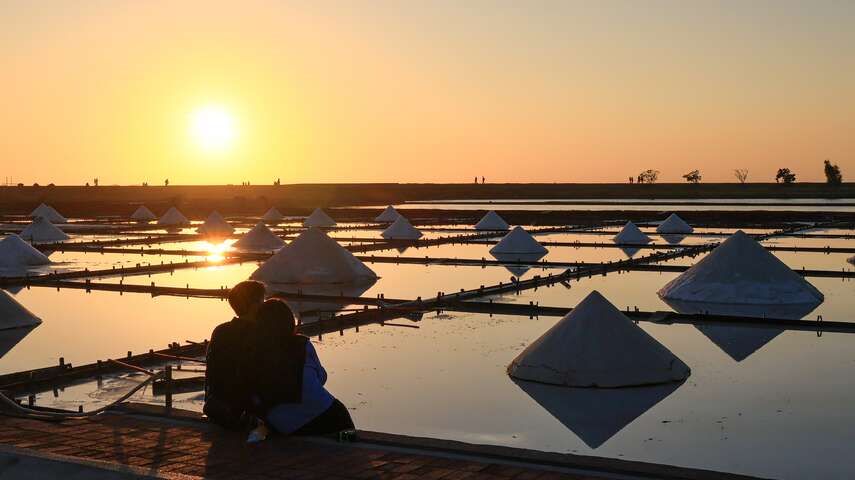 井仔腳瓦盤鹽田夕照