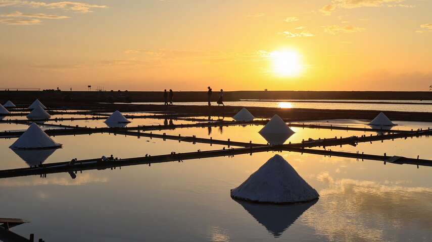 井仔腳瓦盤鹽田夕照
