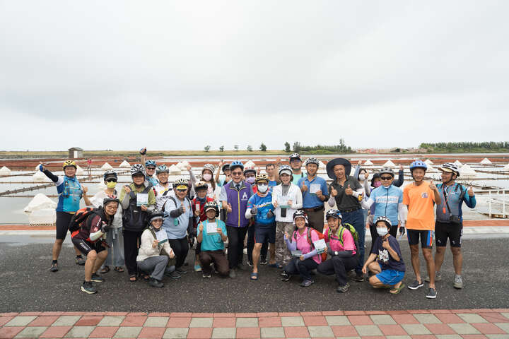 微笑南灣，低碳旅遊，井仔腳鹽田風光