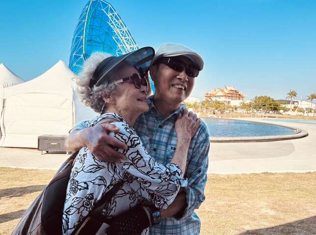 民眾參與「情人節限定-浪漫活動三部曲」